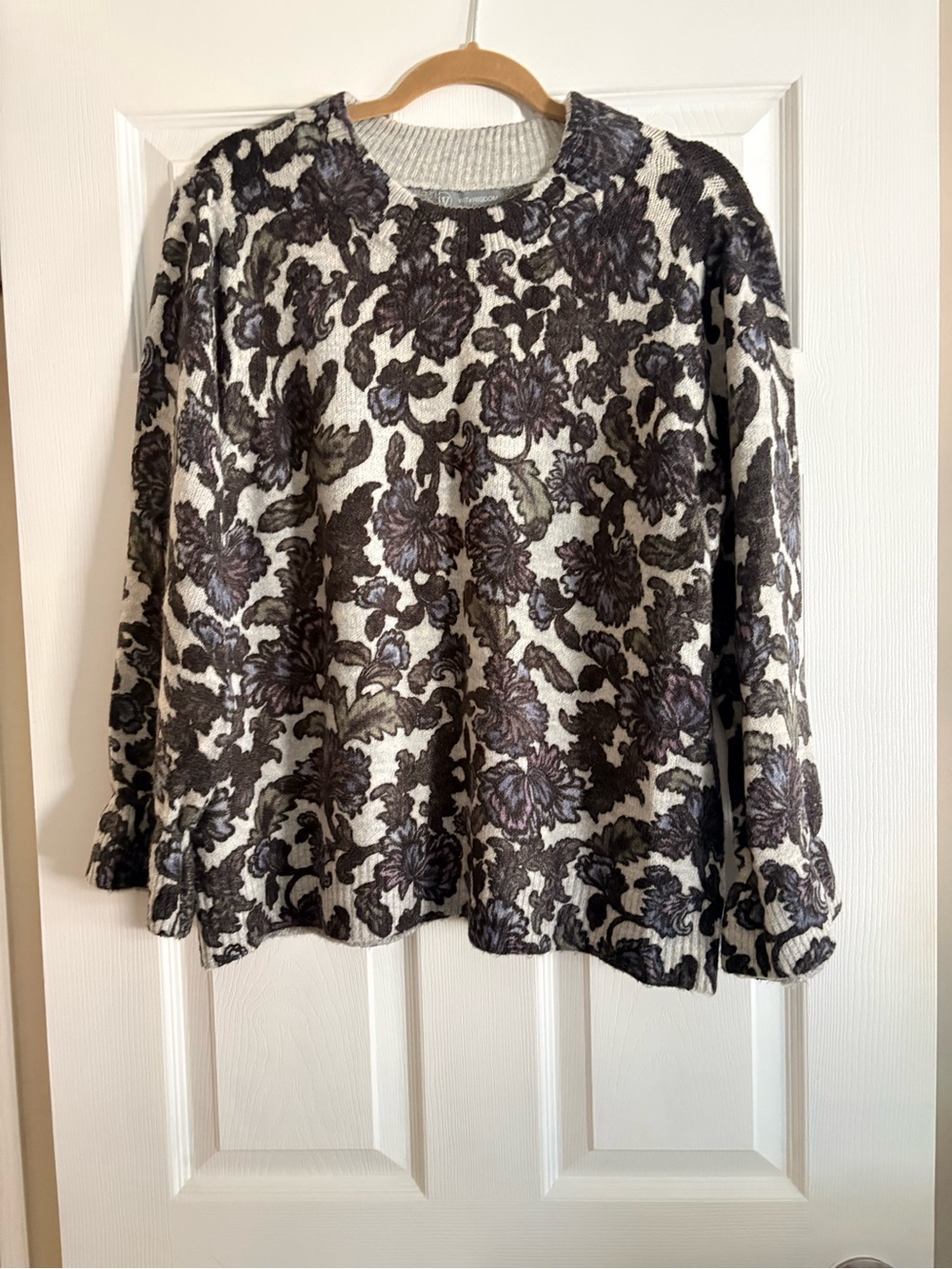 Wit & Wisdom Floral Jacquard Crewneck Sweater - Gray/Black